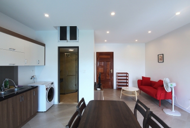 A bright and spacious 1 bedroom apartment for rent in Au co, Tay Ho