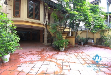 Super 02 apartment for rent in Vinhome Gardenia