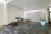 Big house with 02 floor for rent in Hai Ba Trung District, Ha Noi 