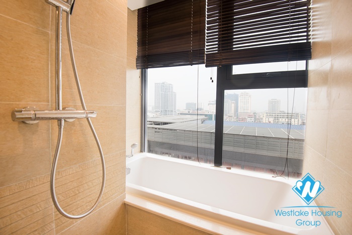 A beautiful 4 bedroom apartment for rent in Vinhome Metropolis, Ba dinh, Hanoi
