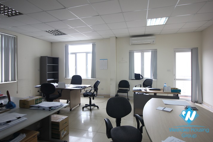 Nice office for rent in Xuan dieu, Tay ho, Hanoi