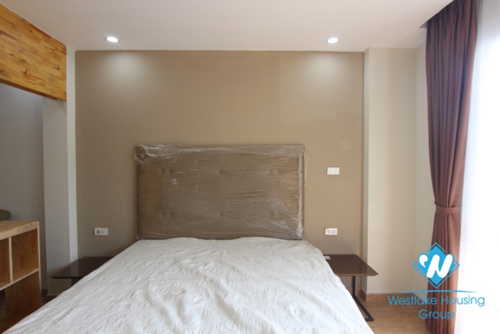 A Lovely spacious studio for rent on Au Cơ street