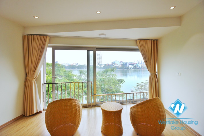 A brand new 1 bedroom apartment with lake view for rent in Quang An, Tay Ho