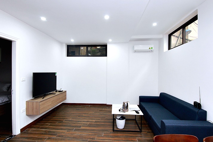 Nice one bedroom apartment for rent on To Ngoc Van 