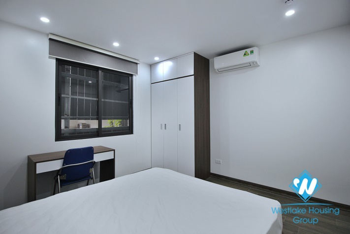 A new modern and good quality apartment for rent in Tay Ho street 