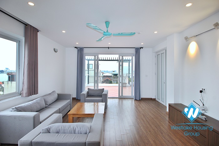 Lake view one bedroom apartment with huge balcony for rent in Dang Thai Mai, Tay Ho