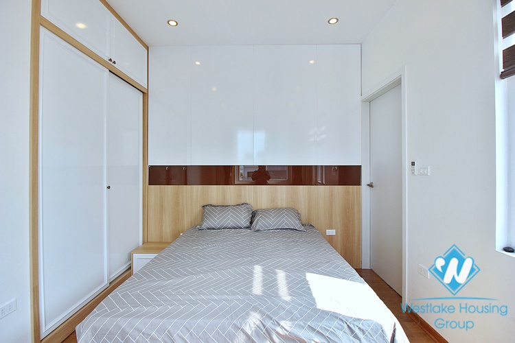 Spacious one bedroom apartment for rent in Tu Hoa street, Tay Ho