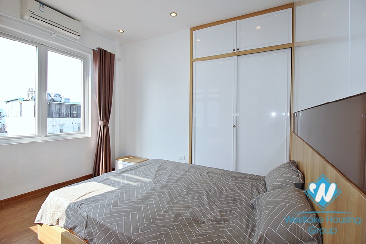Spacious one bedroom apartment for rent in Tu Hoa street, Tay Ho