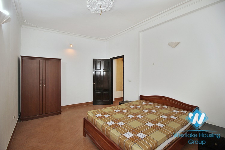 An affordable price 4 bedrooms house for rent in Tu Hoa, Tay Ho