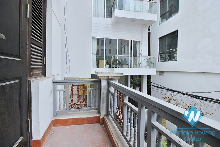 An affordable price 4 bedrooms house for rent in Tu Hoa, Tay Ho