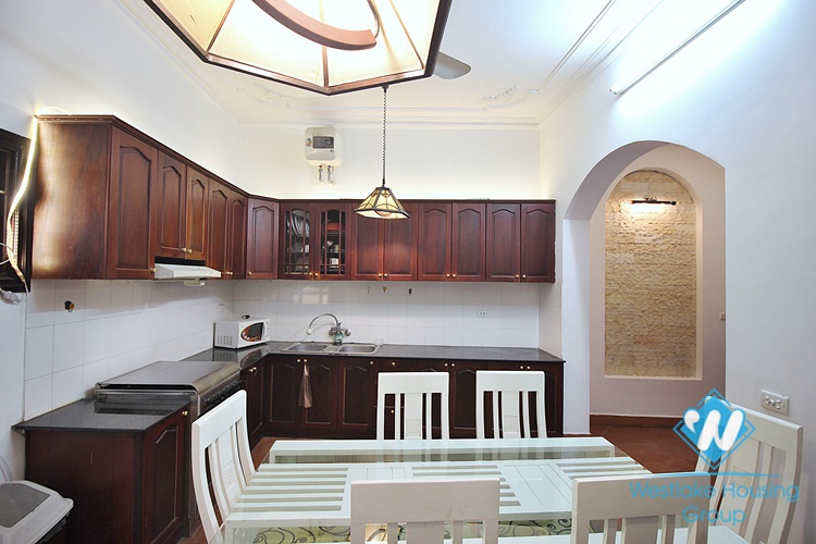 An affordable price 4 bedrooms house for rent in Tu Hoa, Tay Ho