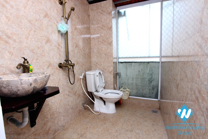 A stylish beautiful studio with lovely balcony for rent in Quang Khanh 