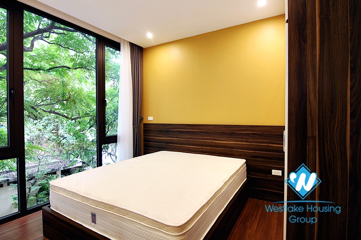 Beautiful one bedroom apartment for rent on Tu Hoa street 