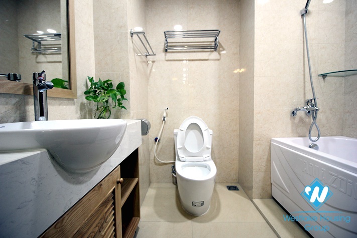 A Lovely brightly apartment for rent in Ba dinh, Ha noi