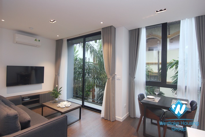 A nice and new apartment with balcony for view on Tay Ho