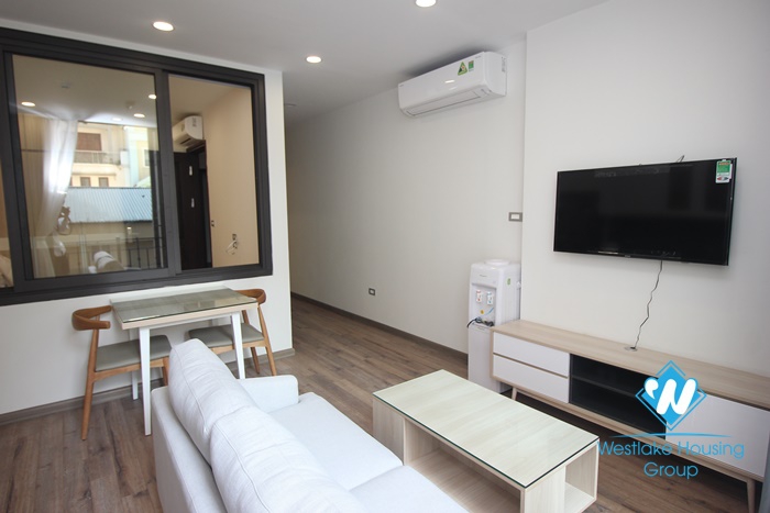 Bright one bedroom apartment for rent in Lieu Giai, Ba Dinh