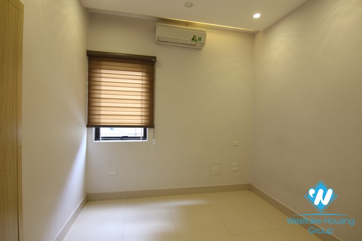 Good house for office, shop for rent in Yen phu, Tay ho, Hanoi