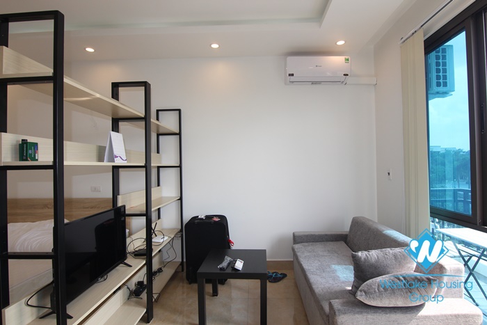 Lake view studio for rent in Trinh Cong Son, Tay Ho