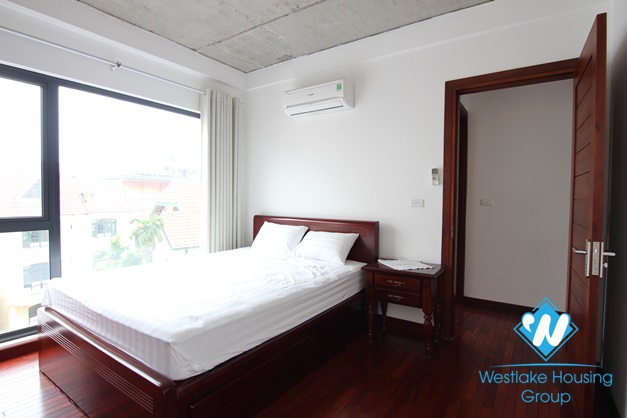 A nice 1 bedroom+1 working room on Tay Ho street for rent 