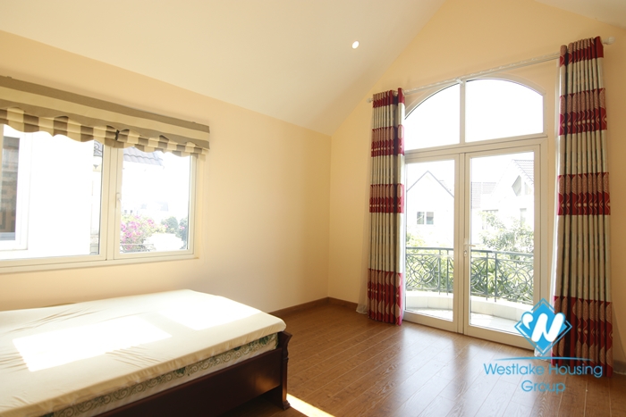 Villa for rent in Vinhome Riverside, Long Bien district.