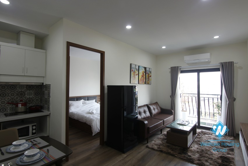 Brand new 2 bedrooms apartment for rent in Dao Tan, Ba Dinh