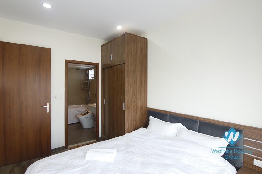 Brand new 2 bedrooms apartment for rent in Dao Tan, Ba Dinh