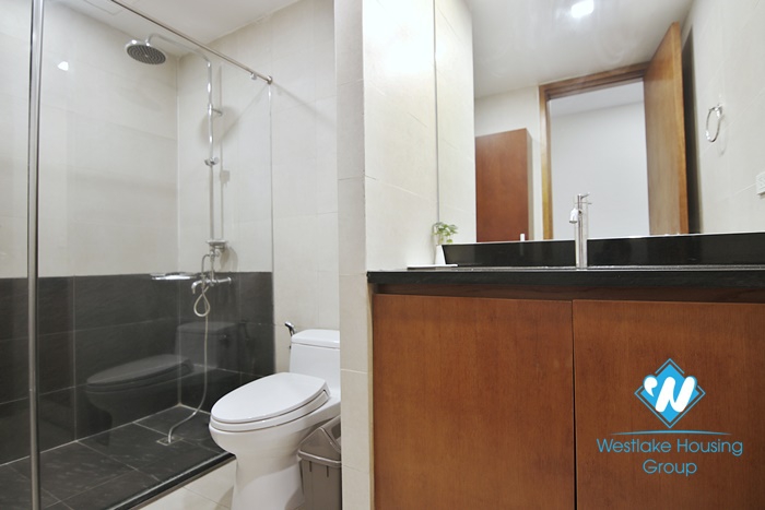 Duplex 2+ bedroom apartment with lake view for rent in Xuan Dieu,Tay Ho