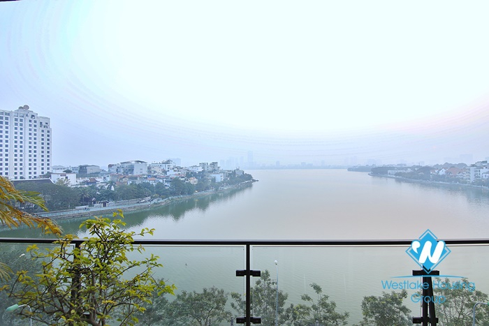 Duplex 2+ bedroom apartment with lake view for rent in Xuan Dieu,Tay Ho