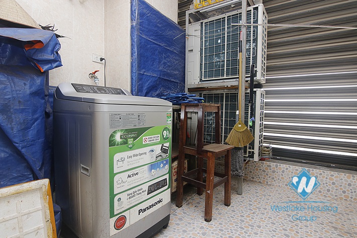 Spacious three bedrooms apartment for rent in Tran Duy Hung, Cau Giay