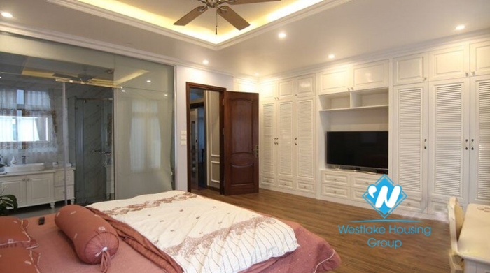 Terraced houses for rent at Vinhome Harmony Long Bien