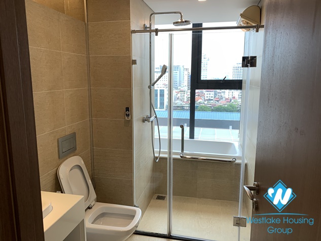 A nice 4 bedroom apartment for rent in Metropolis, Ba dinh, Hanoi