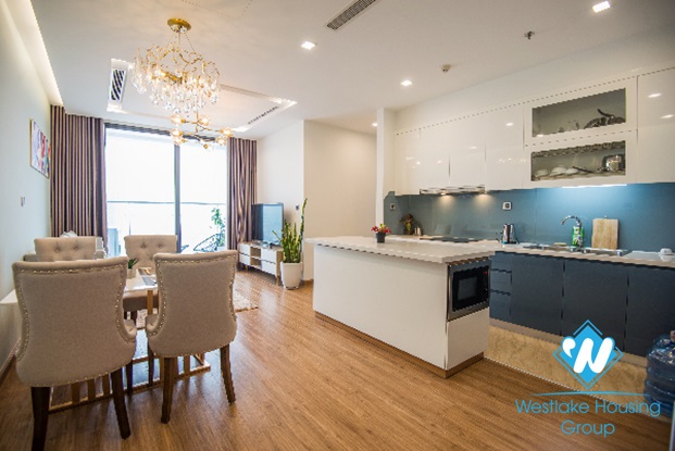 A cheerful, bright 2 bedroom apartment for rent in Vinhomes Metropolis