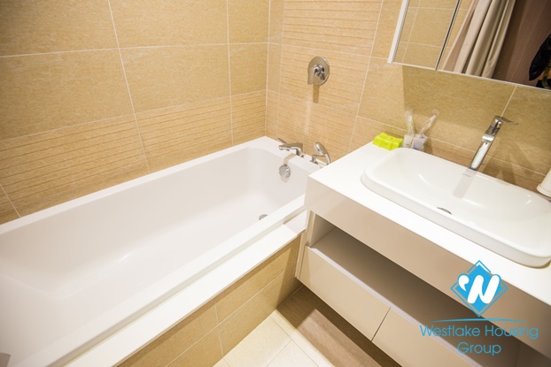 A cheerful, bright 2 bedroom apartment for rent in Vinhomes Metropolis