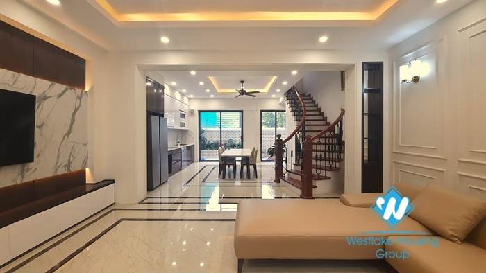 Quality new house for rent in Vinhome Harmony Long Bien