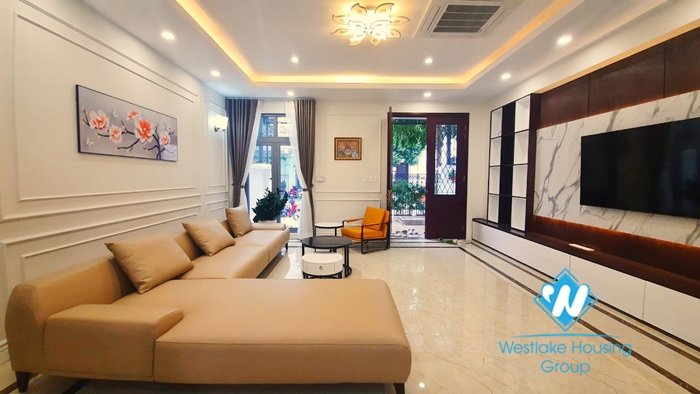 Quality new house for rent in Vinhome Harmony Long Bien