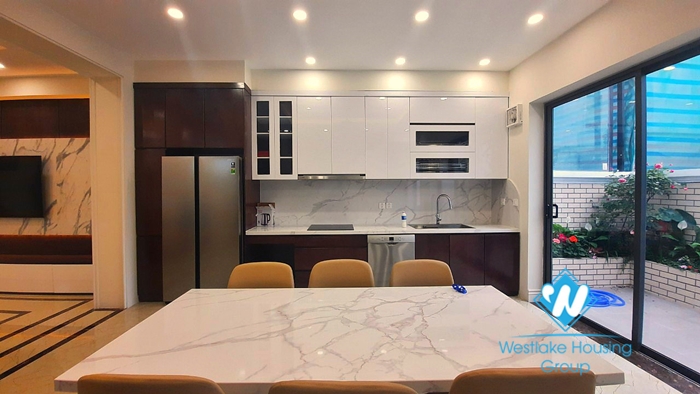 Quality new house for rent in Vinhome Harmony Long Bien