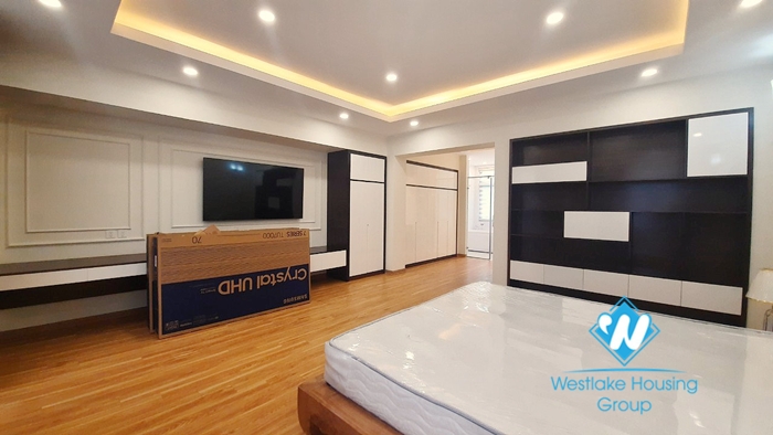 Quality new house for rent in Vinhome Harmony Long Bien
