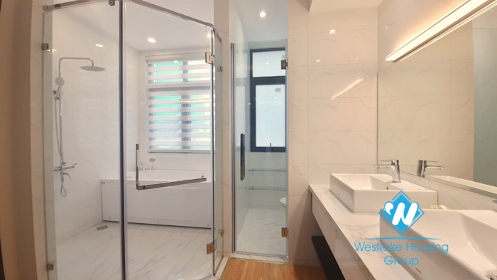 Quality new house for rent in Vinhome Harmony Long Bien