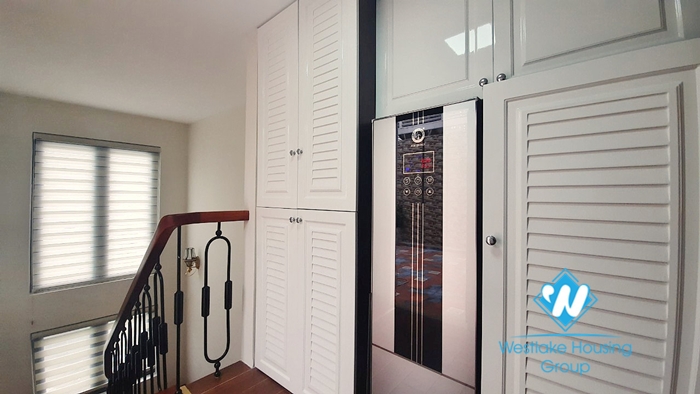 Quality new house for rent in Vinhome Harmony Long Bien