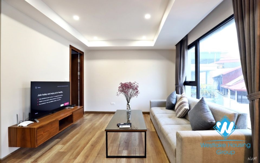 One bedroom apartment for rent at Ba Mau lake, Hai Ba Trung district