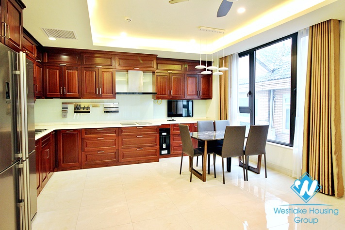 Cozy three bedroom apartment for rent on Dang Thai Mai