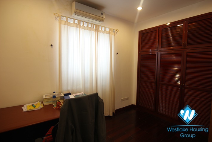  Lake view with big balcony 3 bedroom apartment  on the top floor for rent in Xuan Dieu st, tay Ho district