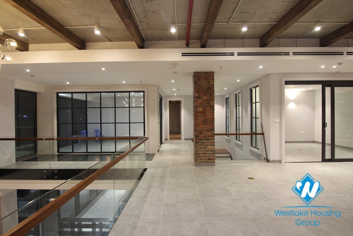 Flashy and luxury duplex with 4 bedroom for rent in Ha Noi Aqua Central, Yen Phu, Hoan Kiem