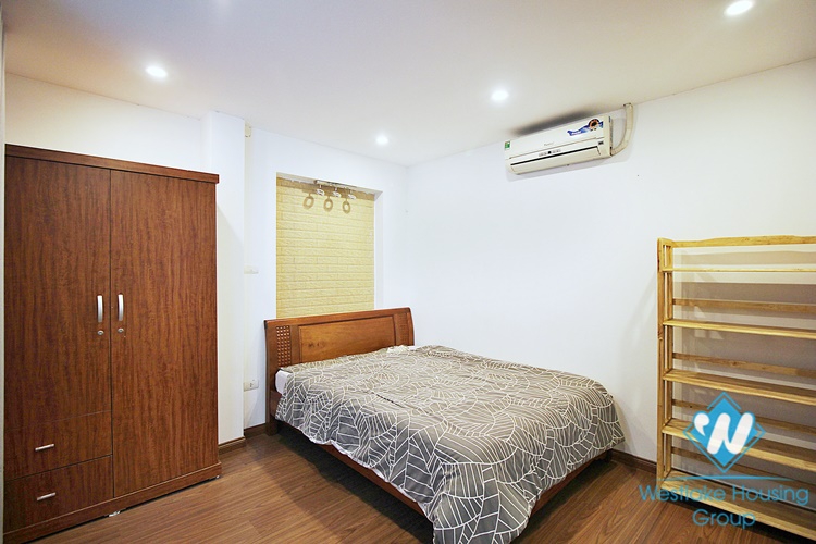 A furnished one bedroom apartment for rent in Tu Hoa st, Tay Ho