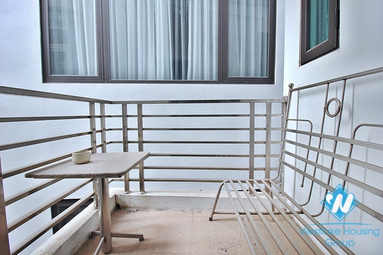 A furnished one bedroom apartment for rent in Tu Hoa st, Tay Ho