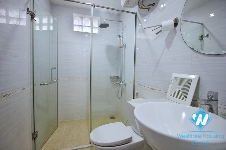 A furnished one bedroom apartment for rent in Tu Hoa st, Tay Ho