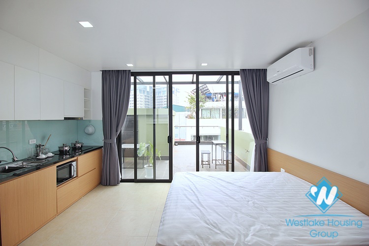 Renovated studio with huge balcony for rent in Xuan Dieu, Tay Ho