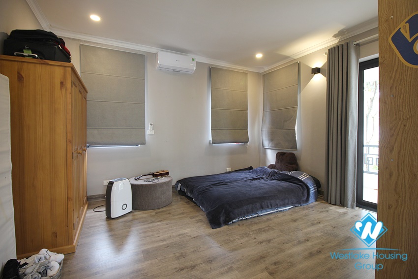 A bright and spacious 3 bedroom villa in Ciputra for rent 