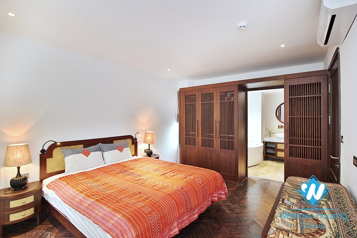 Gorgeous 3 bedroom apartment with lake view in Dang thai mai, Tay ho, Ha noi