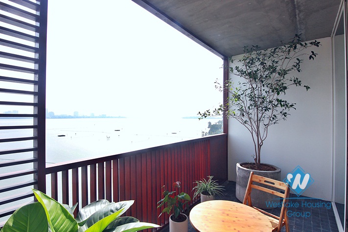 Stunning lake view apartment with 2 bedrooms for rent inTay Ho District